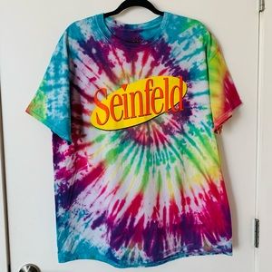 Seinfeld Tie- die T-Shirt